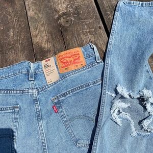 ♥︎ Levi’s 512 Slim Taper 33”x30” NWT